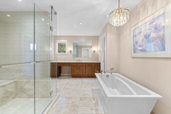 4228 Rockridge Crescent